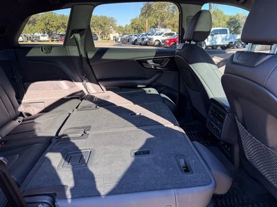 2022 Audi Q7 55 quattro Premium