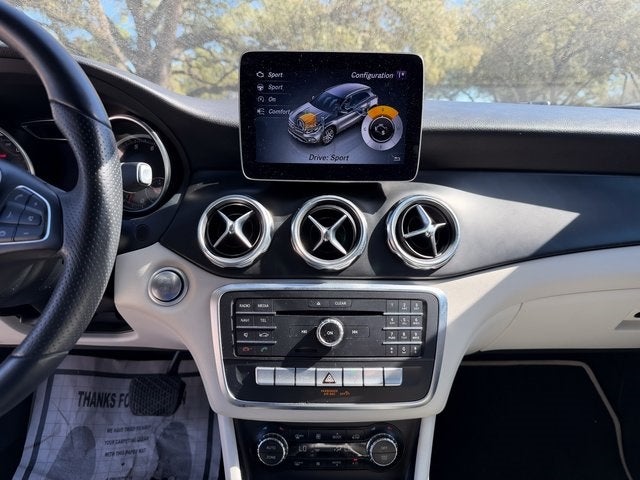 2020 Mercedes-Benz GLA Base