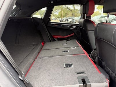 2023 Porsche Macan T