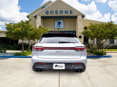 2023 Porsche Macan T