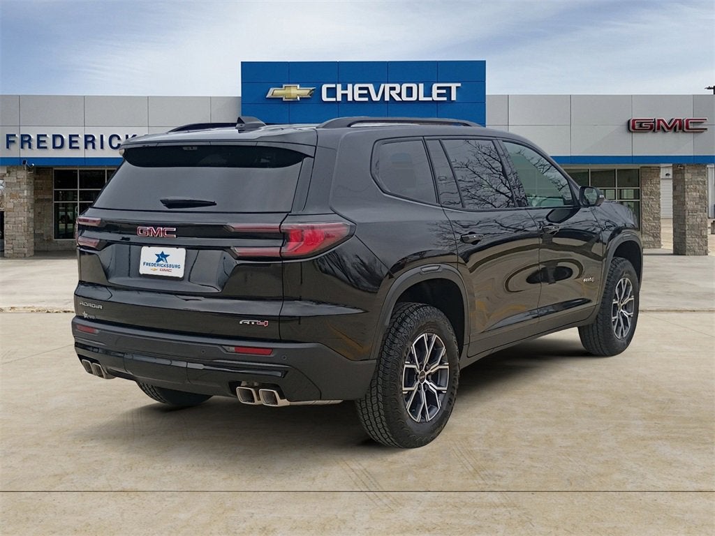 2026 GMC Acadia AT4