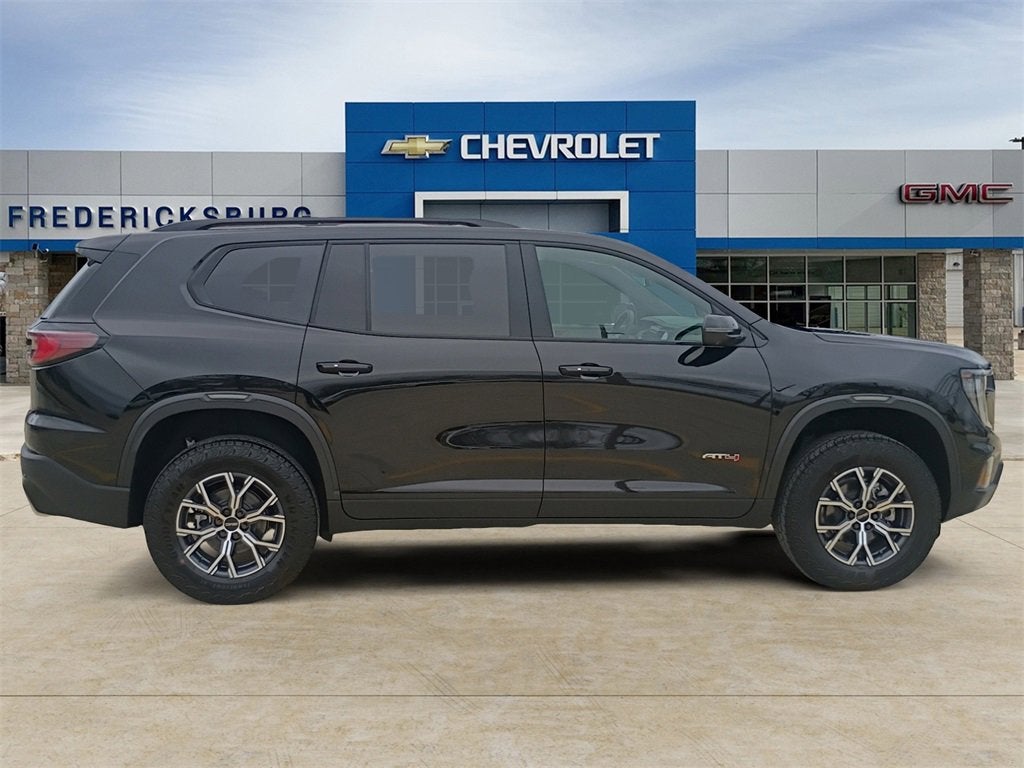 2026 GMC Acadia AT4