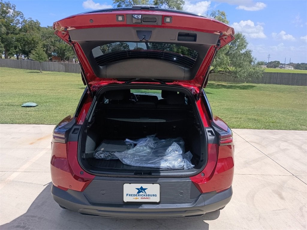 2025 Chevrolet Equinox EV LT