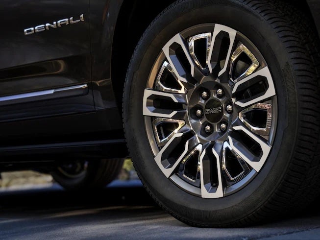 New GMC Yukon Denali Ultimate Near Boerne, TX