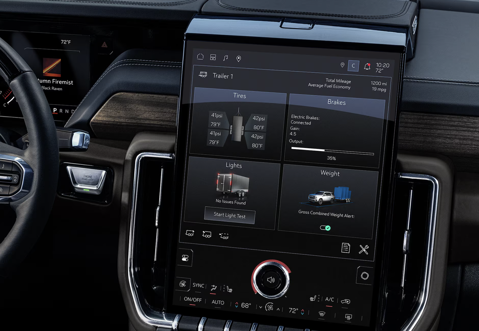 New 2025 GMC Yukon XL Technology Features Near Me in San Antonio, TX
