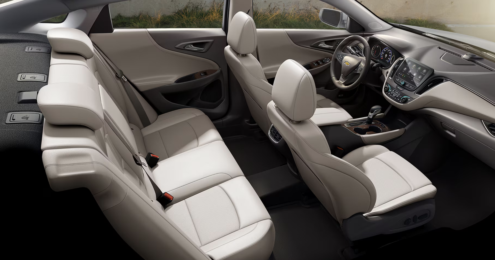New 2025 Chevy Malibu Interior Features Near Me in San Antonio, TX